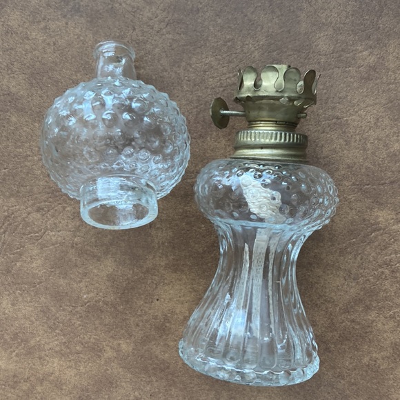 Antique Mini Oil Lamp - Picture 5 of 5
